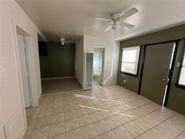 $1650 : APT D UNA RECÁMARA LONG BEACH image 7