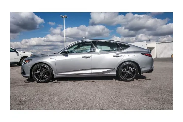 $34777 : Acura Integra 2024 4dr Liftb image 2