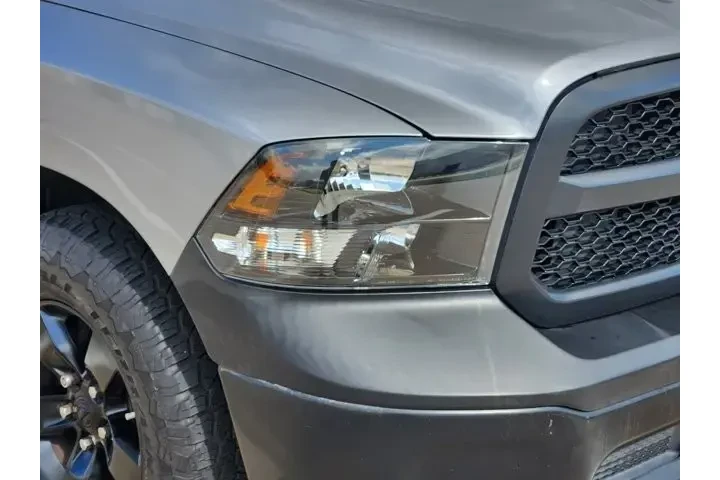 $23647 : Ram 1500 Classic 2022 4x2 Ex image 9