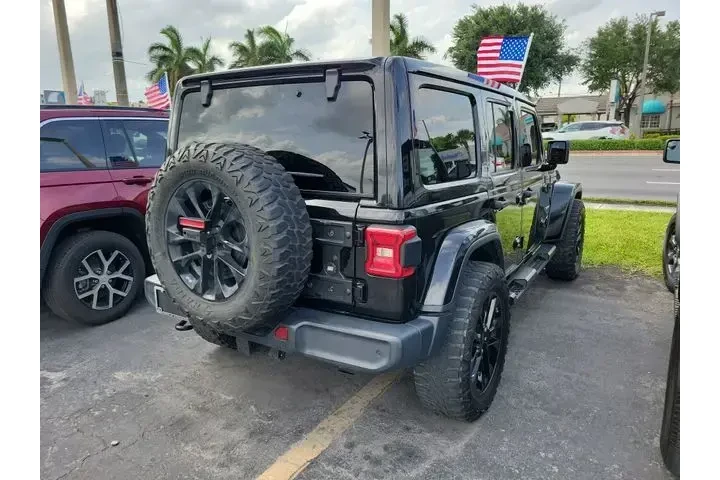 $24990 : Jeep Wrangler Unlimited 2019 image 2