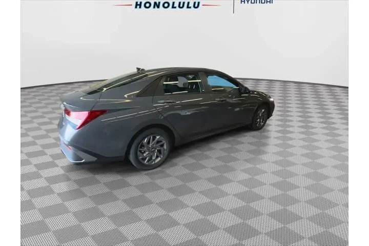 $24995 : Hyundai ELANTRA Hybrid 2025 image 8