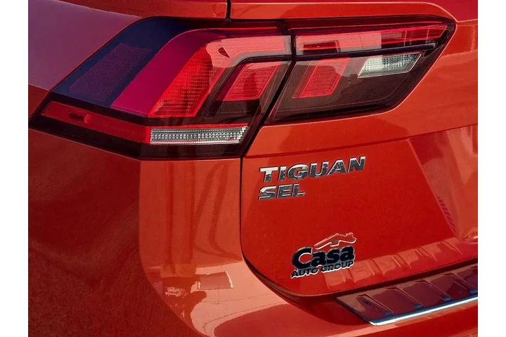 $14995 : Volkswagen Tiguan 2019 SE 4d image 10