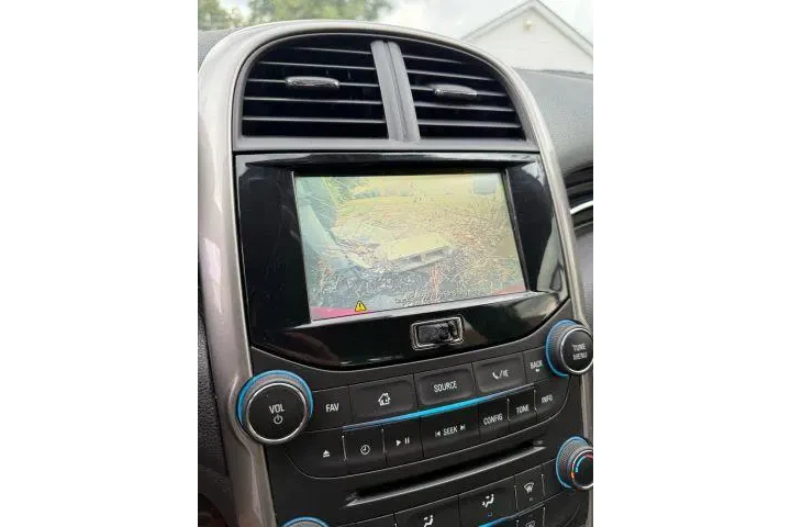 $9900 : Chevrolet Malibu 2014 LT 4dr image 10