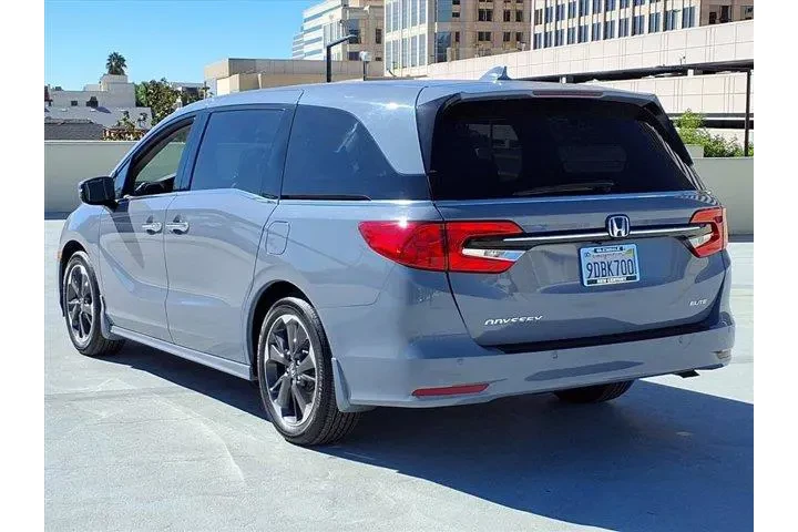 $38995 : Honda Odyssey 2023 Elite 4dr image 6