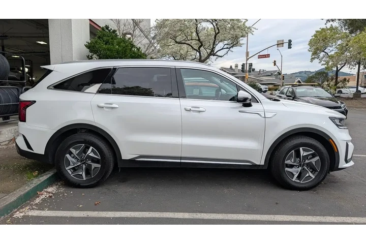 $27990 : 2022 Sorento Hybrid S image 7