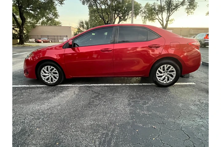 $8500 : 🚘 2019 Toyota Corolla LE image 6
