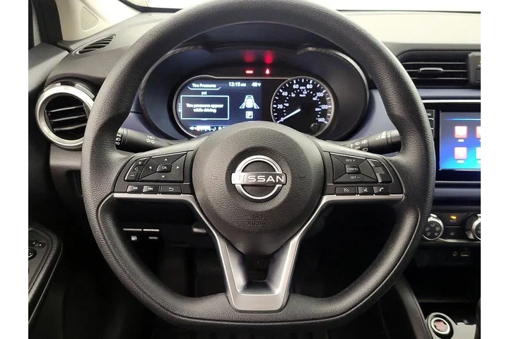 $17998 : Nissan Versa 2023 SV 4dr Sed image 10