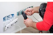 Electricista con experiencia thumbnail