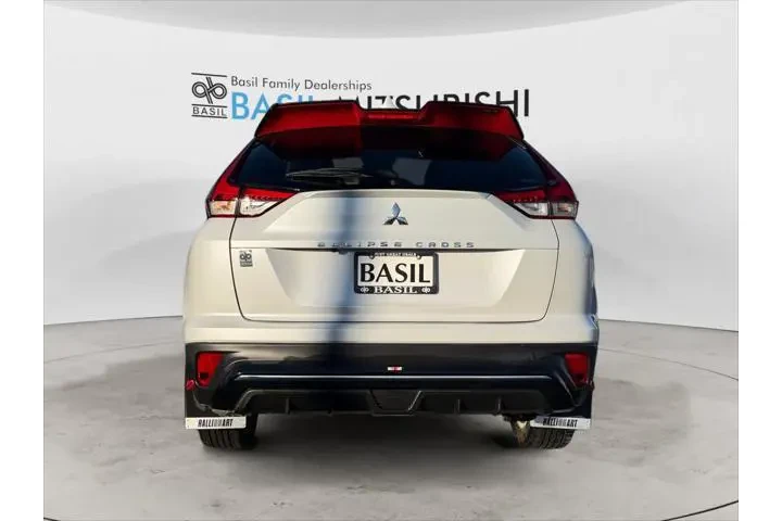 $21985 : Mitsubishi Eclipse Cross 202 image 4