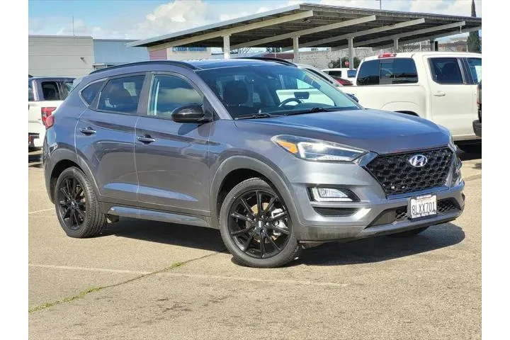 $17600 : Hyundai TUCSON 2019 Night 4d image 2