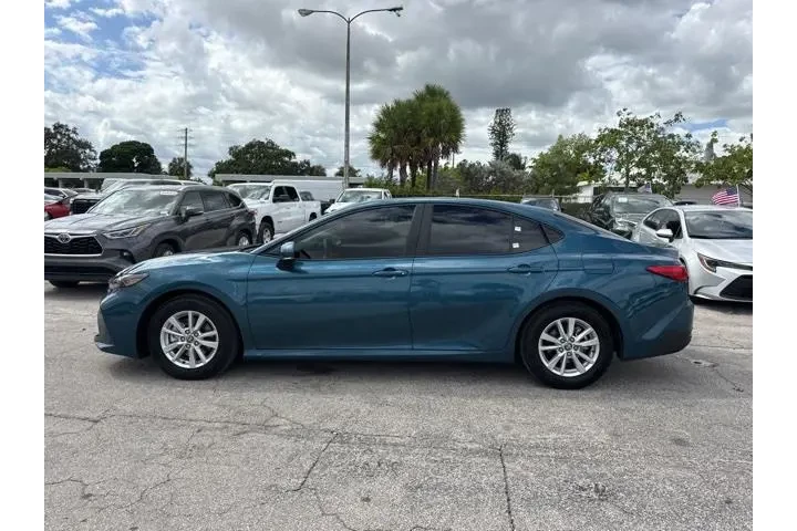 $27510 : Toyota Camry 2026 image 6