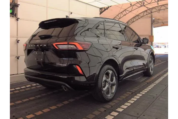 $20499 : Ford Escape 2023 AWD ST-Line image 5