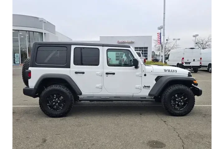 $33900 : Jeep Wrangler Unlimited 2021 image 7