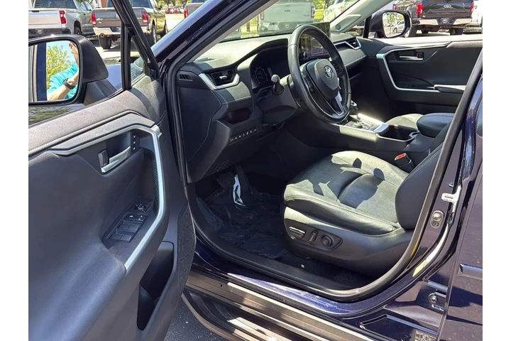 $38699 : 2023 RAV4 Hybrid Limited image 2