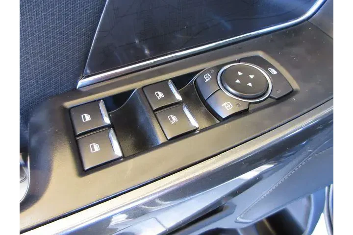 $32082 : Ford F-150 2023 4x2 Lariat 4 image 9