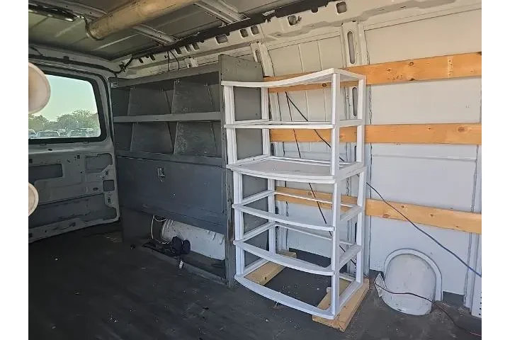 $21980 : Chevrolet Express 2018 2500 image 10