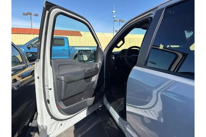 $35747 : Ford F-150 2023 4x2 XL 4dr S image 7