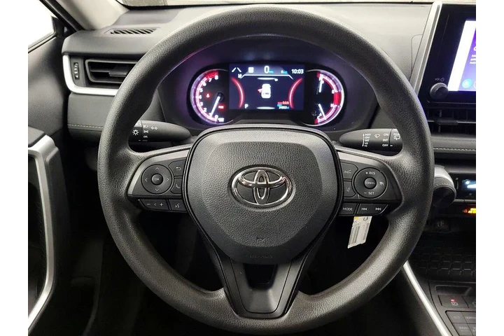 $27998 : Toyota RAV4 2024 AWD LE 4dr image 10