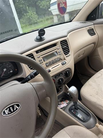 $3500 : Kia Rio image 2