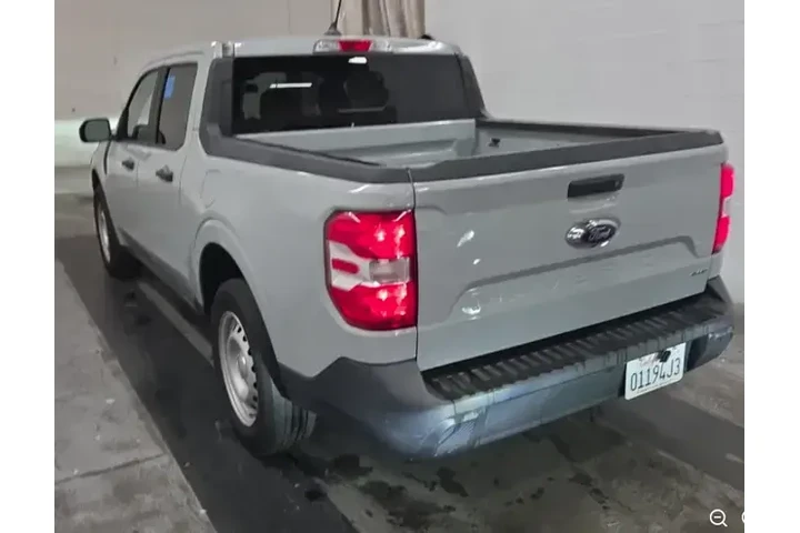 $25950 : Ford Maverick 2022 AWD XL 4d image 4