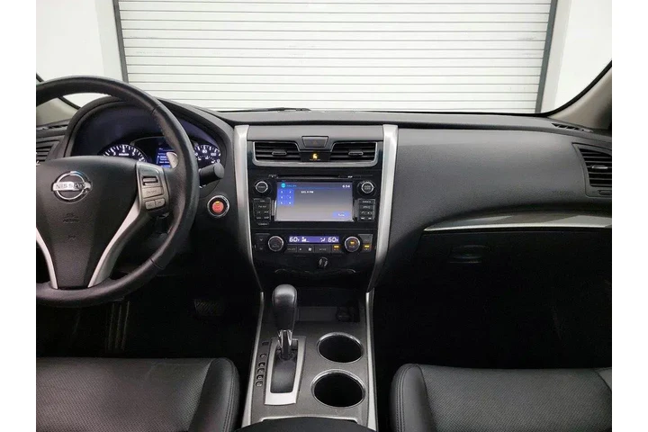 $14998 : Nissan Altima 2015 3.5 SL 4d image 9