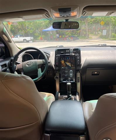 $37000 : Toyota Land Cruiser prado image 4