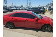$21114 : Hyundai ELANTRA 2023 SEL 4dr thumbnail