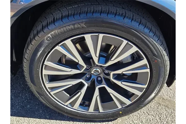 $27988 : Volvo XC90 2020 AWD T5 Momen image 8