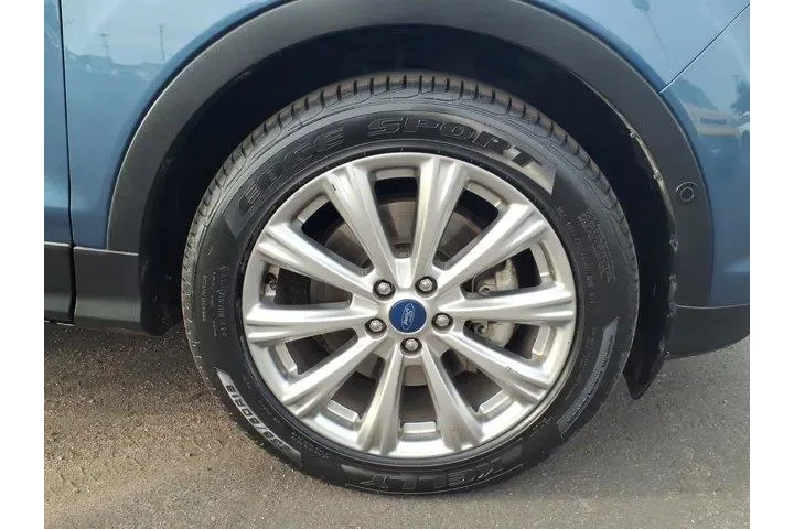 $15156 : Ford Escape 2018 AWD Titaniu image 9