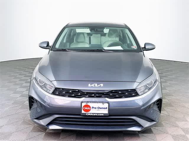 $17589 : PRE-OWNED 2022 KIA FORTE LXS image 3