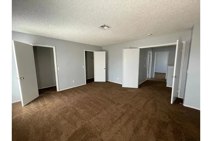 $1000 : Bonita casa de 3 dormitorios image 2