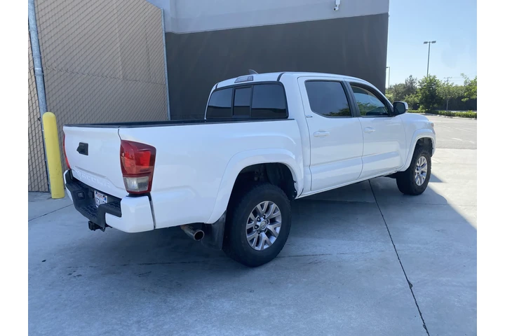 $18900 : Toyota Tacoma 2017 4x4 image 3