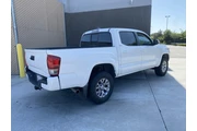 $18900 : Toyota Tacoma 2017 4x4 thumbnail