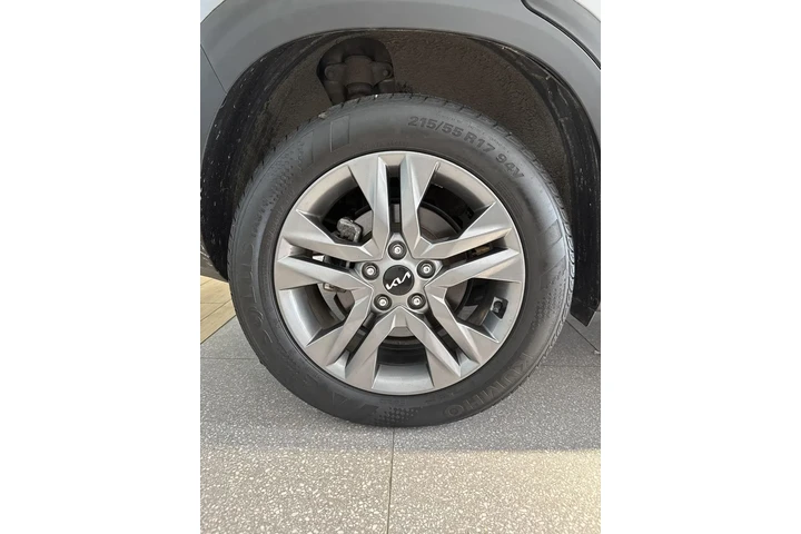 $21490 : Kia Seltos 2023 AWD S 4dr SU image 8