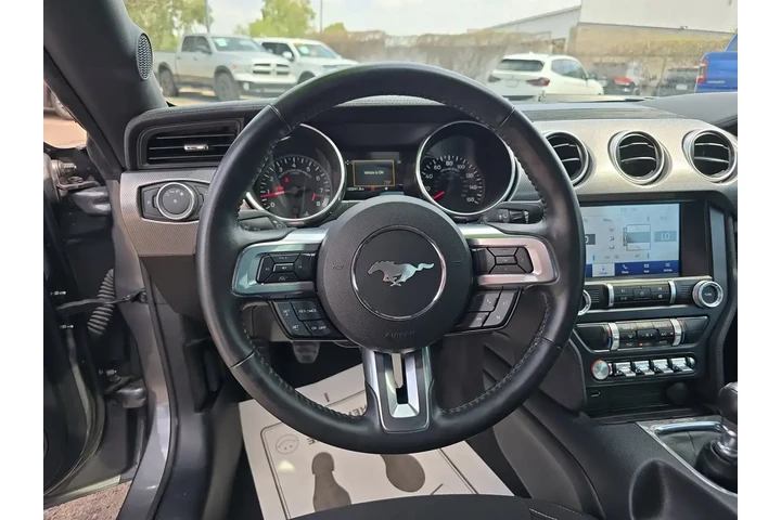 Ford Mustang 2022 GT 2dr Fas image 9