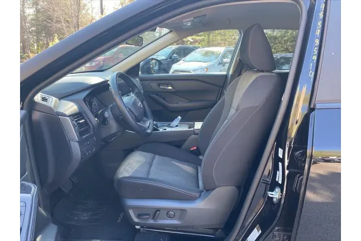 $20420 : Nissan Rogue 2025 SV 4dr Cro image 9