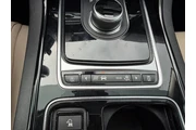$9750 : 2018 XE 25t Premium thumbnail