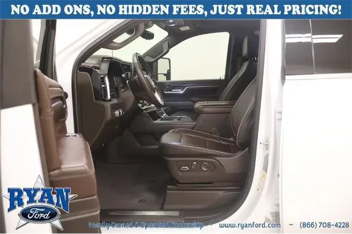 GMC Sierra 2500HD 2024 4x4 D image 5