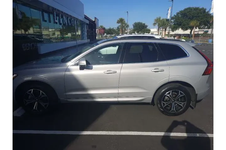 $28995 : Volvo XC60 2022 AWD B5 Momen image 10