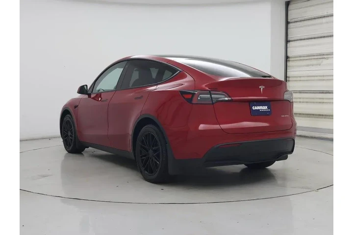 $28998 : Tesla Model Y 2021 AWD Long image 2