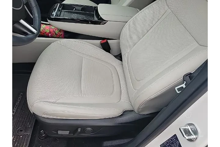 $31591 : Hyundai TUCSON Hybrid 2025 A image 3