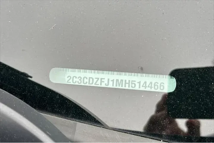 $36990 : Dodge Challenger 2021 R/T Sc image 8