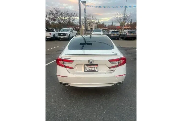 $22988 : Honda Accord 2019 Sport 4dr image 8