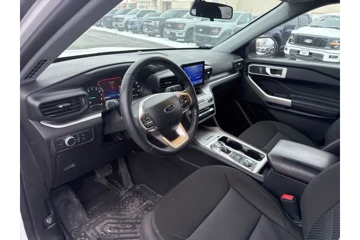 $31000 : Ford Explorer 2022 AWD XLT 4 image 9