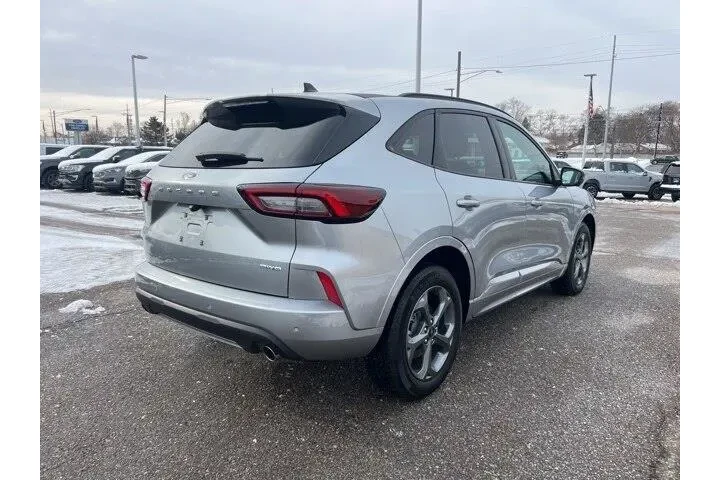 $23999 : Ford Escape 2023 AWD ST-Line image 4
