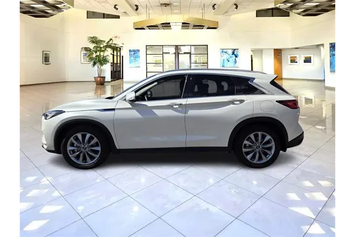 $27800 : INFINITI QX50 2022 AWD Luxe image 4