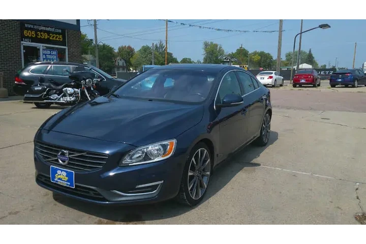 $10999 : 2015 S60 T5 Drive-E Premier image 5