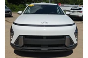 $21993 : Hyundai KONA 2024 SEL 4dr Cr thumbnail