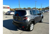 $8980 : 2017 Renegade Latitude 4x4 thumbnail