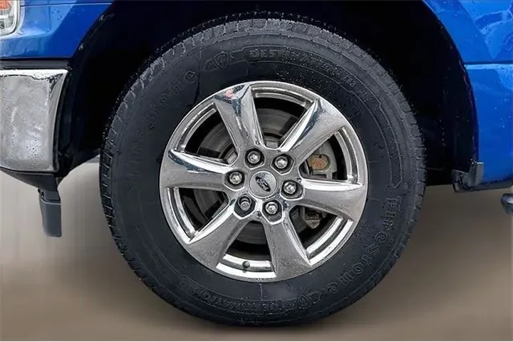 $17957 : Ford F-150 2018 4x2 XLT 4dr image 8